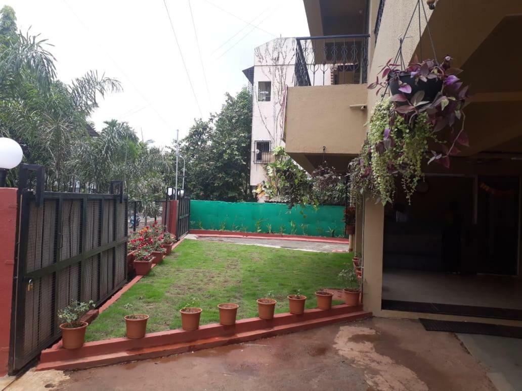 Maharaja Family Guest House Lonavala Esterno foto